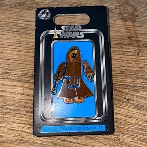 Star Wars limited edition hinged character Jawa pin